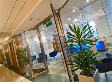 Business Centre in The City of London, 1 Berkeley Street, 40 m² - MatchOffice.co.uk