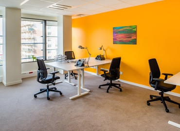 Business Centre in Slough, The Nova Building, 14 m² - MatchOffice.co.uk