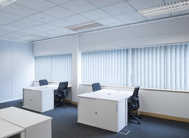  Business center  in Bristol, 2430 / 2440 The Quadrant, 70 m² - MatchOffice.co.uk