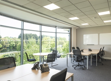Business centre  in Frimley, Quatro House, 70 m² - MatchOffice.co.uk