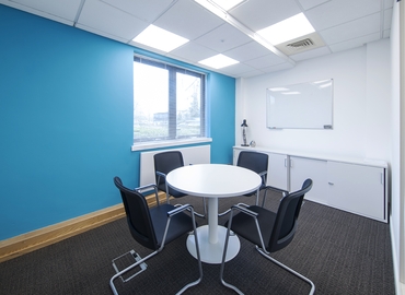 Business centre  in Cambridge, Compass House, 45 m² - MatchOffice.co.uk