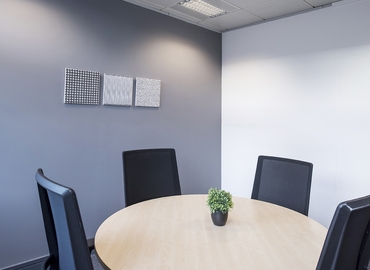Business centre  in Edinburgh, Saint Andrew Square 9-10, 300 m² - MatchOffice.co.uk
