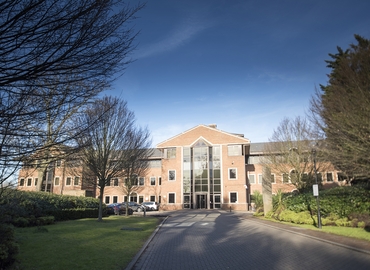 Business center Bath Road 450 UB7 0EB West London