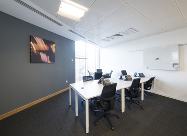  Business center  in Leeds City Centre, 2 Wellington Place, 28 m² - MatchOffice.co.uk