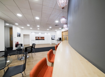 Business Centre in Manchester, Manchester Airport, 60 m² - MatchOffice.co.uk