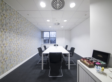 Business centre  in Nottingham, Herald Way, 12 m² - MatchOffice.co.uk