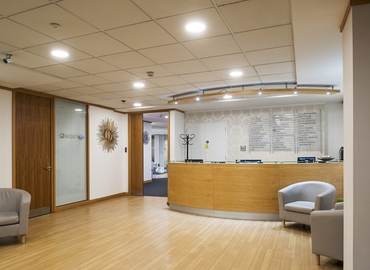 41 m² Business center in Windsor, 59-60 Thames Street (SL4 1TX) - 1 | MatchOffice.com