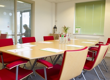  Business center  in Exeter, Yeoford Way, 80 m² - MatchOffice.co.uk