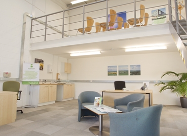50 m² Business space in Gloucestershire, Oakfield Close (GL20 8SD) - 1 | MatchOffice