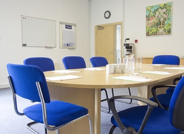 Business Centre in Hampshire, Waterbury Drive, 60 m² - MatchOffice.co.uk