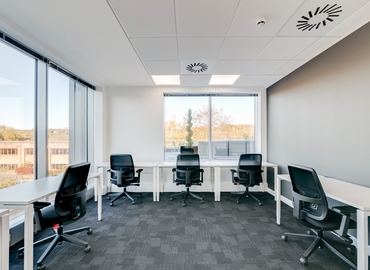  Business center  in Oxfordshire, Network road, 150 m² - MatchOffice.co.uk