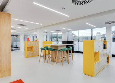  Business center  in Oxfordshire, Network road, 150 m² - MatchOffice.co.uk