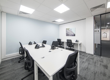  Meeting room hire in East London, 132 Lewisham High Street, 20 m² - MatchOffice.co.uk