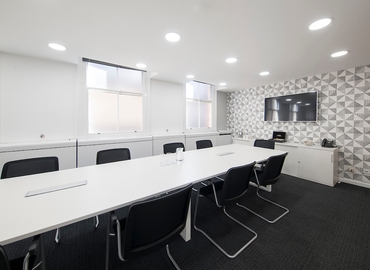 Meeting room in Nottingham, 15 Wheeler Gate, 20 m² - MatchOffice.co.uk