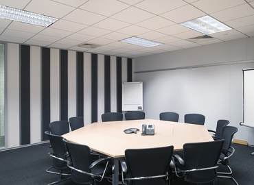 50 m² Conference hall in Bristol, 2430 / 2440 The Quadrant (BS32 4AQ) - 3 | MatchOffice