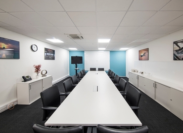  Meeting room hire in Horsham, 2nd Floor, 20 m² - MatchOffice.co.uk