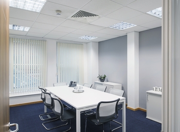 21 m² Conference hall in Windsor, 59-60 Thames Street (SL4 1TX) - 1 | MatchOffice.com