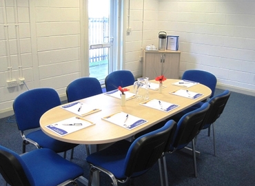 100 m² Conference space in Oldbury, Direct 2 (B69 3ES) - 0 | MatchOffice