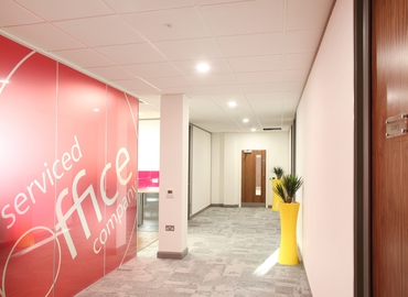  Business center  in Greater Manchester, Clippers Quay, 100 m² - MatchOffice.co.uk