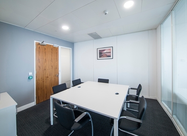100 m² Convention center in City of London, St Mary Axe 63 (EC3A 8AA) - 9 | MatchOffice.com