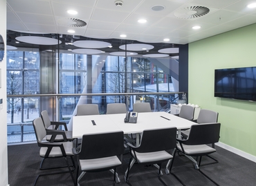 Meeting room in West London, Arrivals Concourse, 35 m² - MatchOffice.co.uk