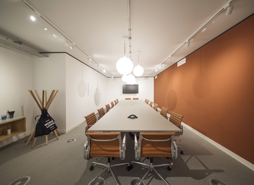  Conference venues in West London, The Charter Building , 20 m² - MatchOffice.co.uk