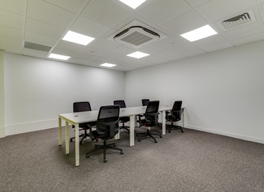  Meeting room hire in Gloucestershire, Worcester Street 31, 30 m² - MatchOffice.co.uk