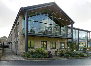Meeting room in Bolton, Blackburn Road, 50 m² - MatchOffice.co.uk