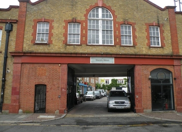 Choose a 35 m² Conference room in City of London, 10 Warple Mews (W3 0RF) - 1 | MatchOffice.com