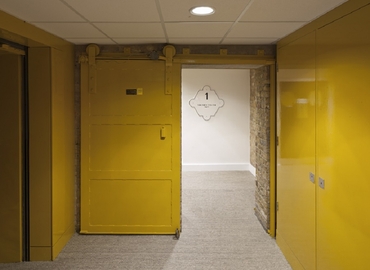  Meeting room for rent in The City of London, Brune Sreet, 120 m² - MatchOffice.co.uk