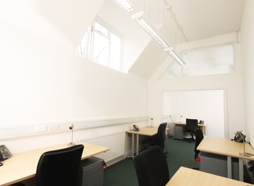 Business Centre in South London, Hyde Park House Business Centre, 80 m² - MatchOffice.co.uk
