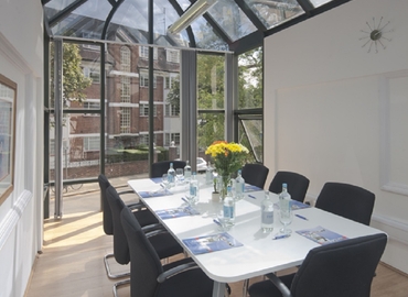 Business Centre in South London, Hyde Park House Business Centre, 80 m² - MatchOffice.co.uk