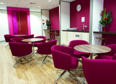  Business center  in Manchester, 2 Exchange Quay, 50 m² - MatchOffice.co.uk
