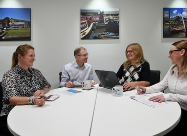 Meeting room in Birkenhead, Thursby Road 1, 12 m² - MatchOffice.co.uk