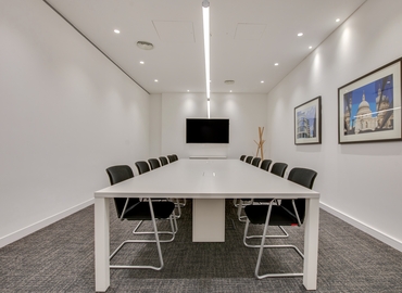 Meeting room in Manchester, Centenary Way, 100 m² - MatchOffice.co.uk