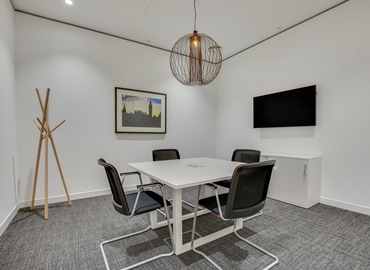 Meeting room in Manchester, Centenary Way, 100 m² - MatchOffice.co.uk