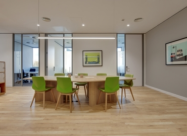 Business center Centenary Way M50 1RF Manchester