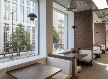 Business centre  in Manchester, Oxford Street, 120 m² - MatchOffice.co.uk