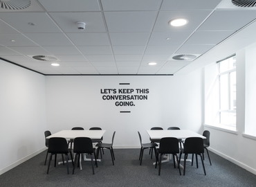 Business centre  in Manchester, Oxford Street, 120 m² - MatchOffice.co.uk