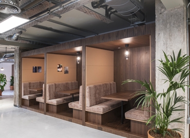 Meeting room in Manchester, Oxford Street, 35 m² - MatchOffice.co.uk