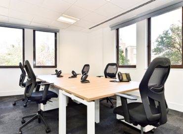Business center The Quadrant 26 TW9 1DL West London
