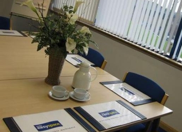  Work space in Dunfermline, 15 Pitreavie Court, 148 m² - MatchOffice.co.uk