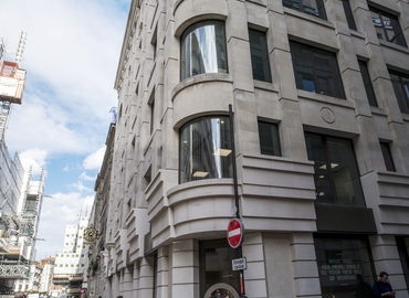  Work space in The City of London, 30 Moorgate, 250 m² - MatchOffice.co.uk