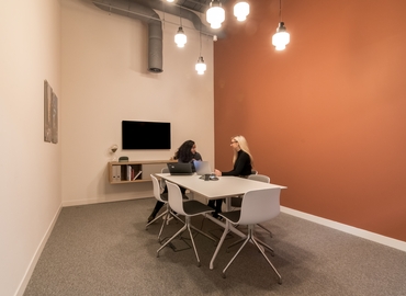  Work space in The City of London, 3 Minster Court, 250 m² - MatchOffice.co.uk