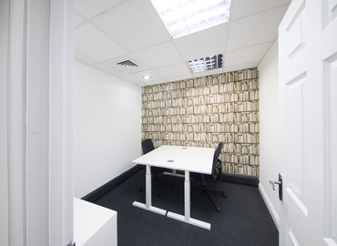  Coworking space in The City of London, Austin Friars 23, 120 m² - MatchOffice.co.uk