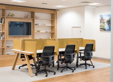 100 m² Coworking space  in West Yorkshire, East Suite Waterfront (BD17 7TD) - 0 | MatchOffice