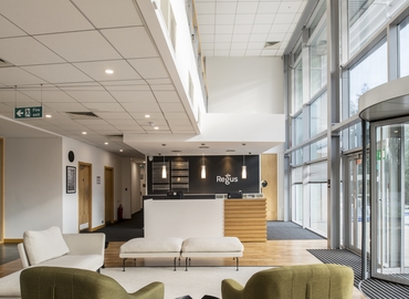 Coworking Fairbourne Drive, Atterbury Lakes MK10 9RG Milton Keynes