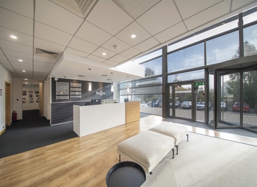 Coworking Fairbourne Drive, Atterbury Lakes MK10 9RG Milton Keynes