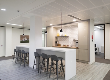 Coworking in Watford, Elton Way, 300 m² - MatchOffice.co.uk