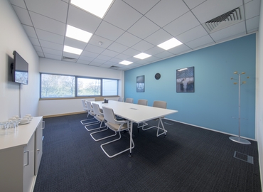 Coworking Fairbourne Drive, Atterbury Lakes MK10 9RG Milton Keynes